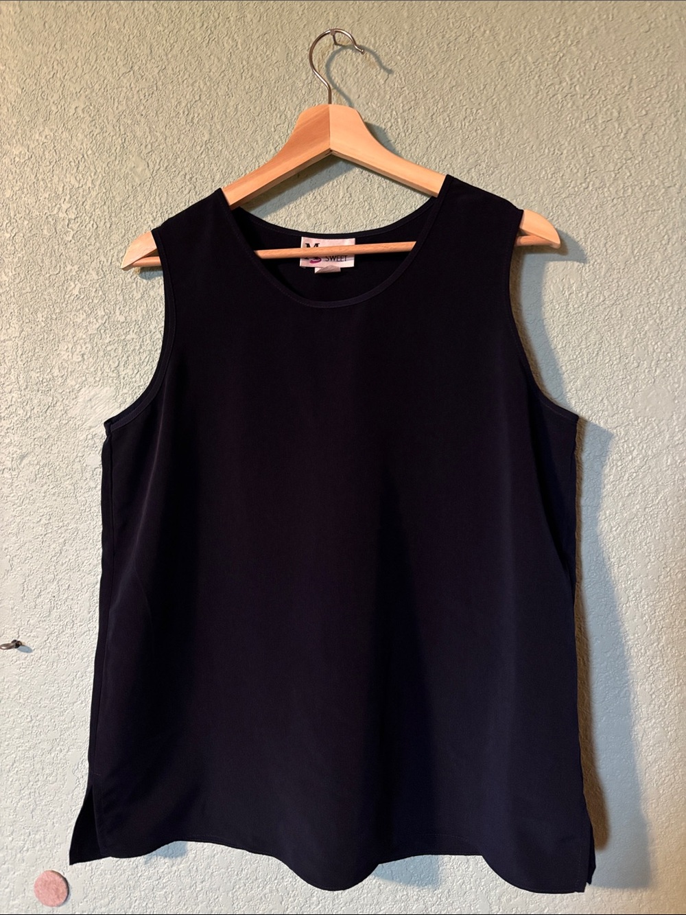 Maggie Sweet Sleeveless Dark Navy Women's Blouse Top Size Medium Good